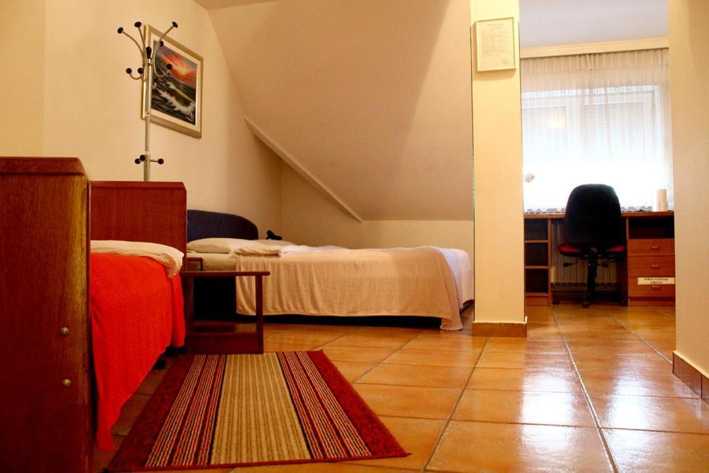 Hotel Domin Osijek Habitación foto