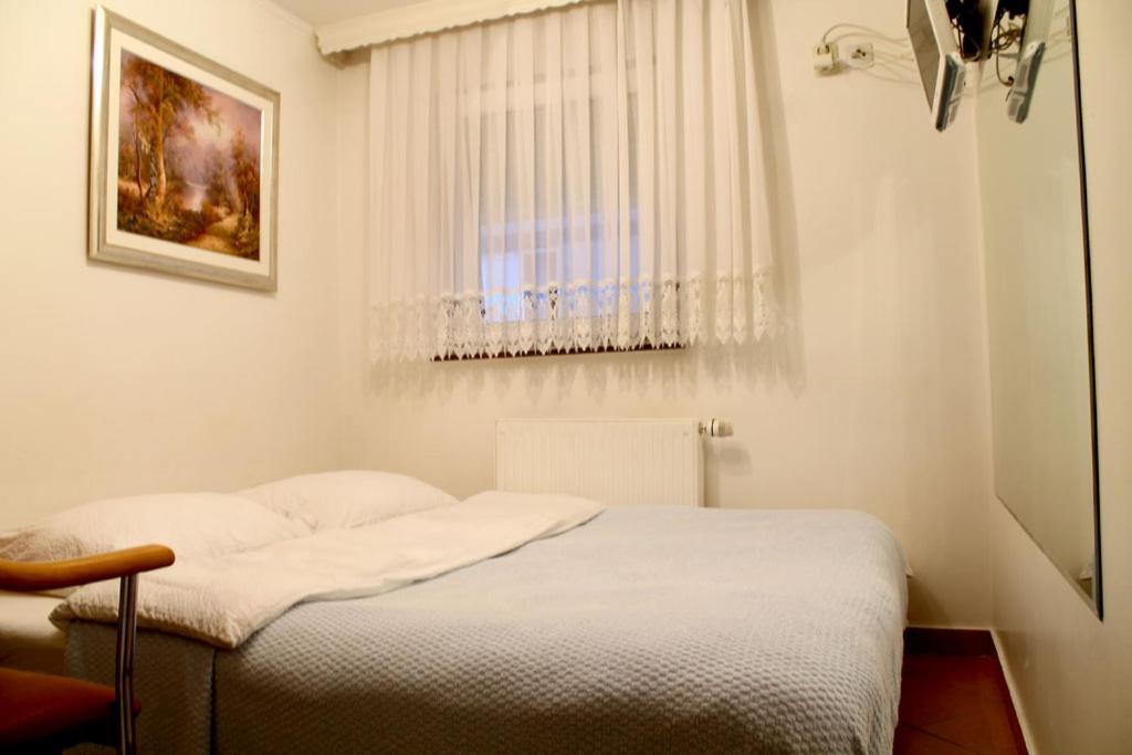 Hotel Domin Osijek Habitación foto